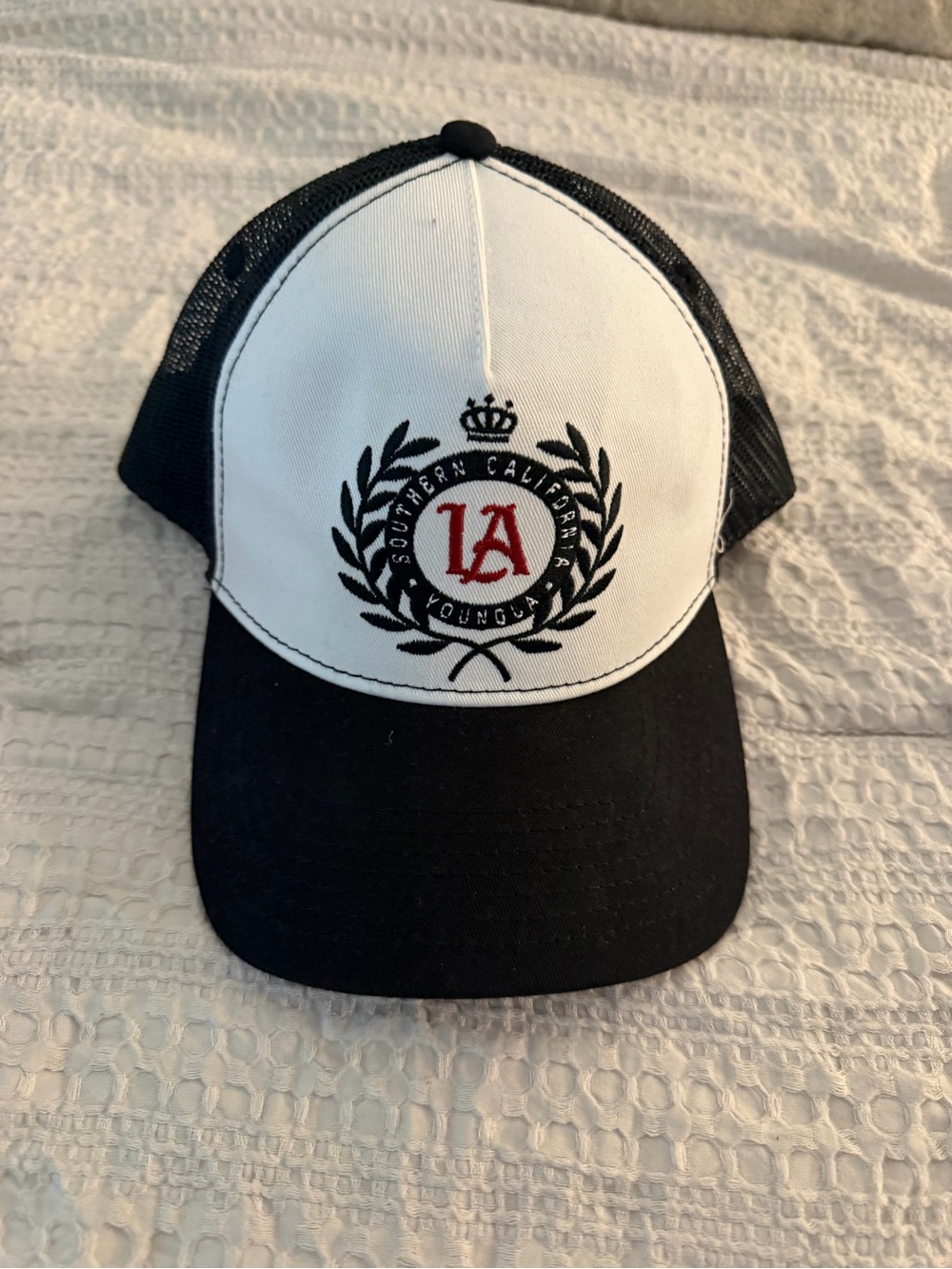 YoungLA Emblem Two-Tone Mesh Baseball Cap - Black & White